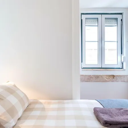 Charming Renovated - River&palace View